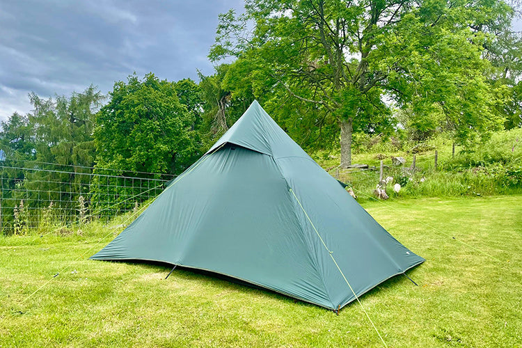 DD Hammocks SuperLight Pyramid Tent - Family Size