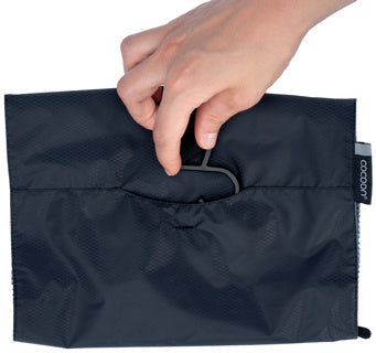 Cocoon Hanging Minimalist Light Toiletry Kit