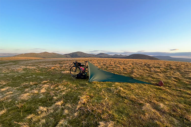DD Hammocks SuperLight - Bikepacker Tarp - Olive Green