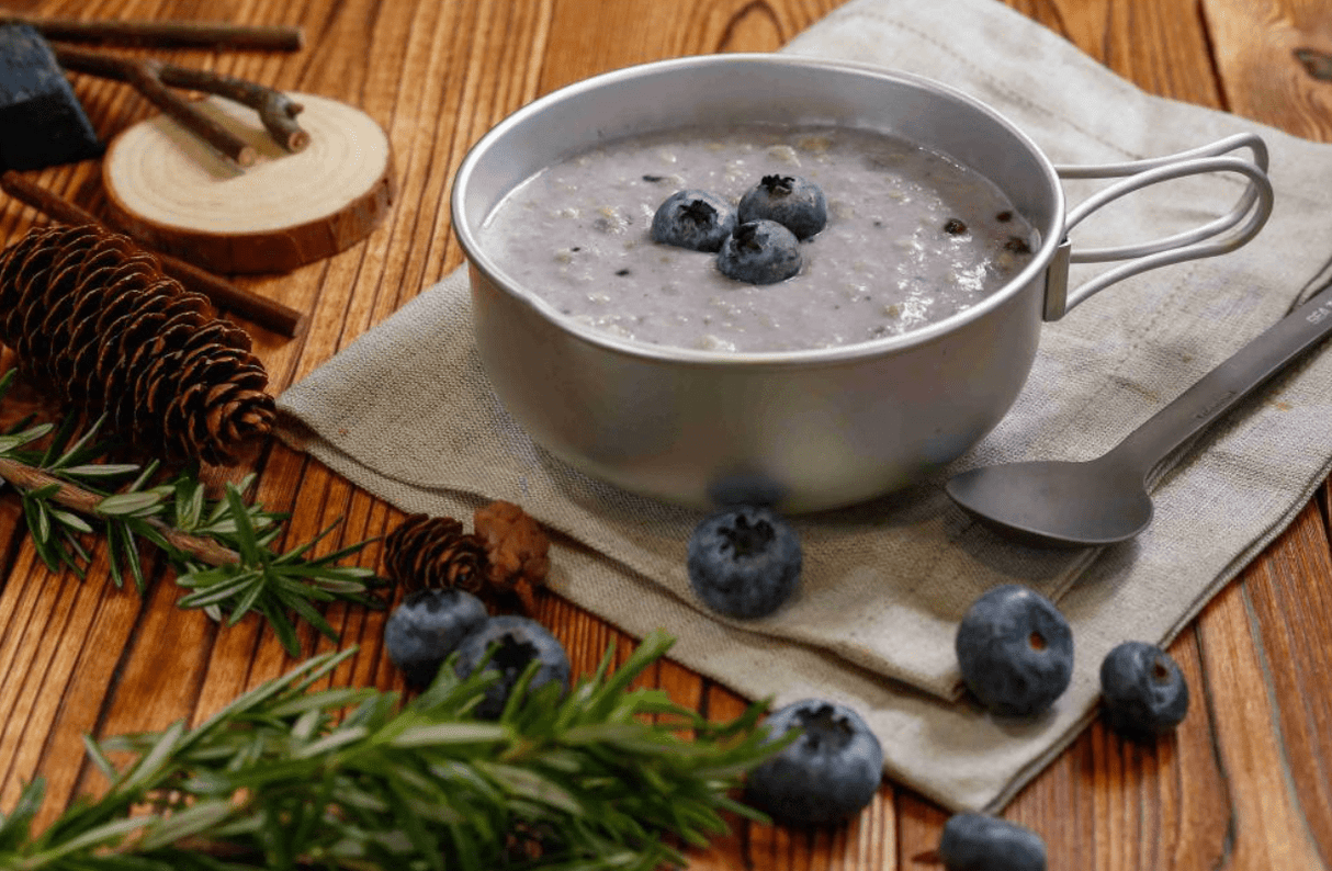 Expedition Foods Freeze Dried Meal Pouch - Breakfast Porridge With Blueberries - Various Sizes