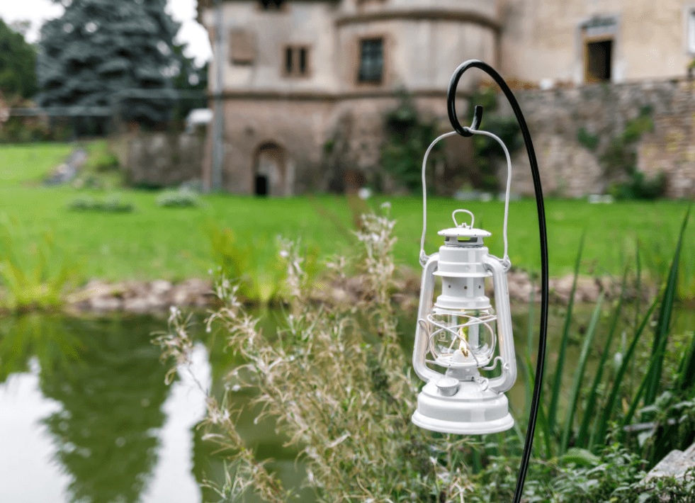 Feuerhand Lantern Holder