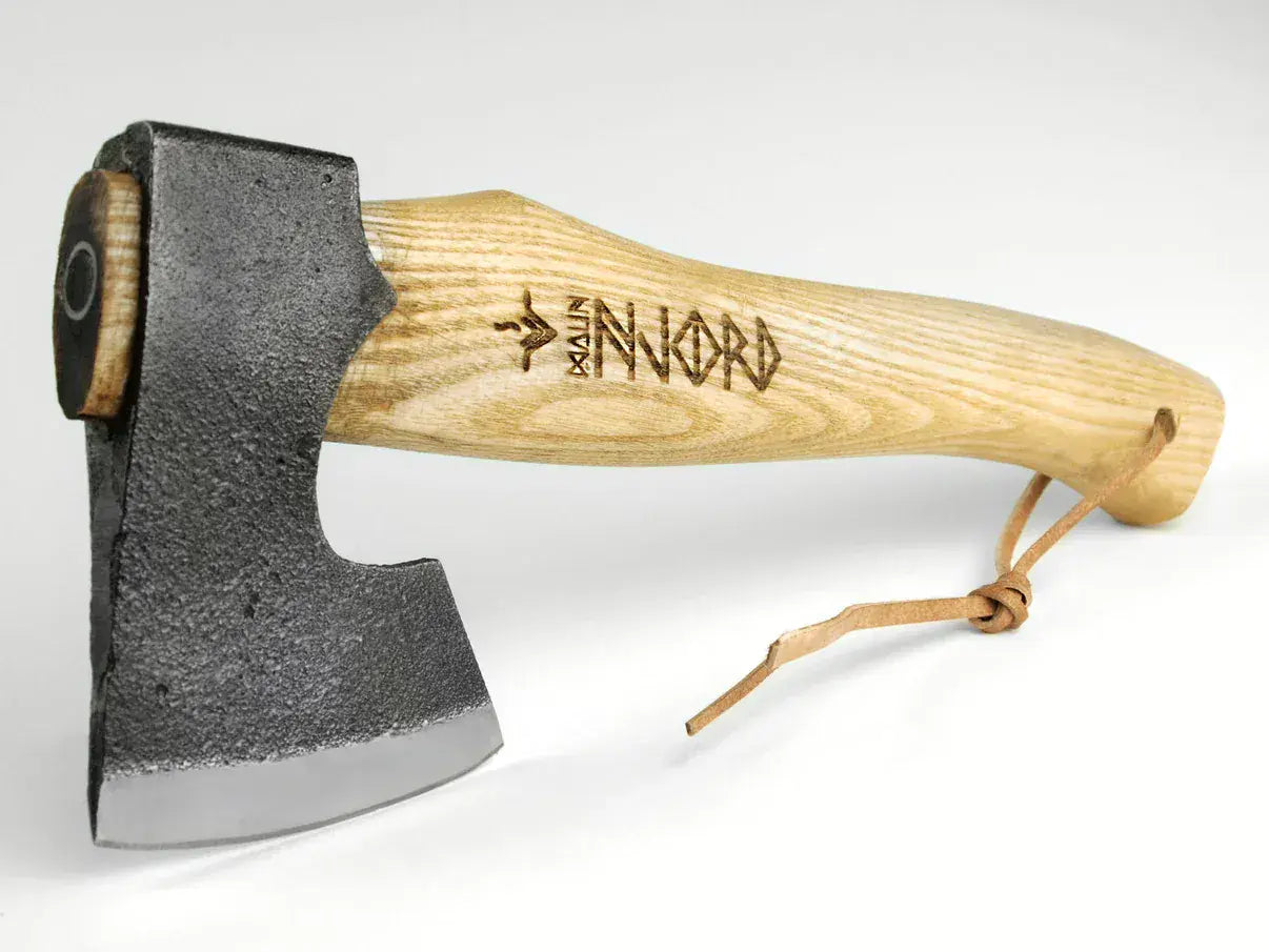 Njord Malin Compact Axe