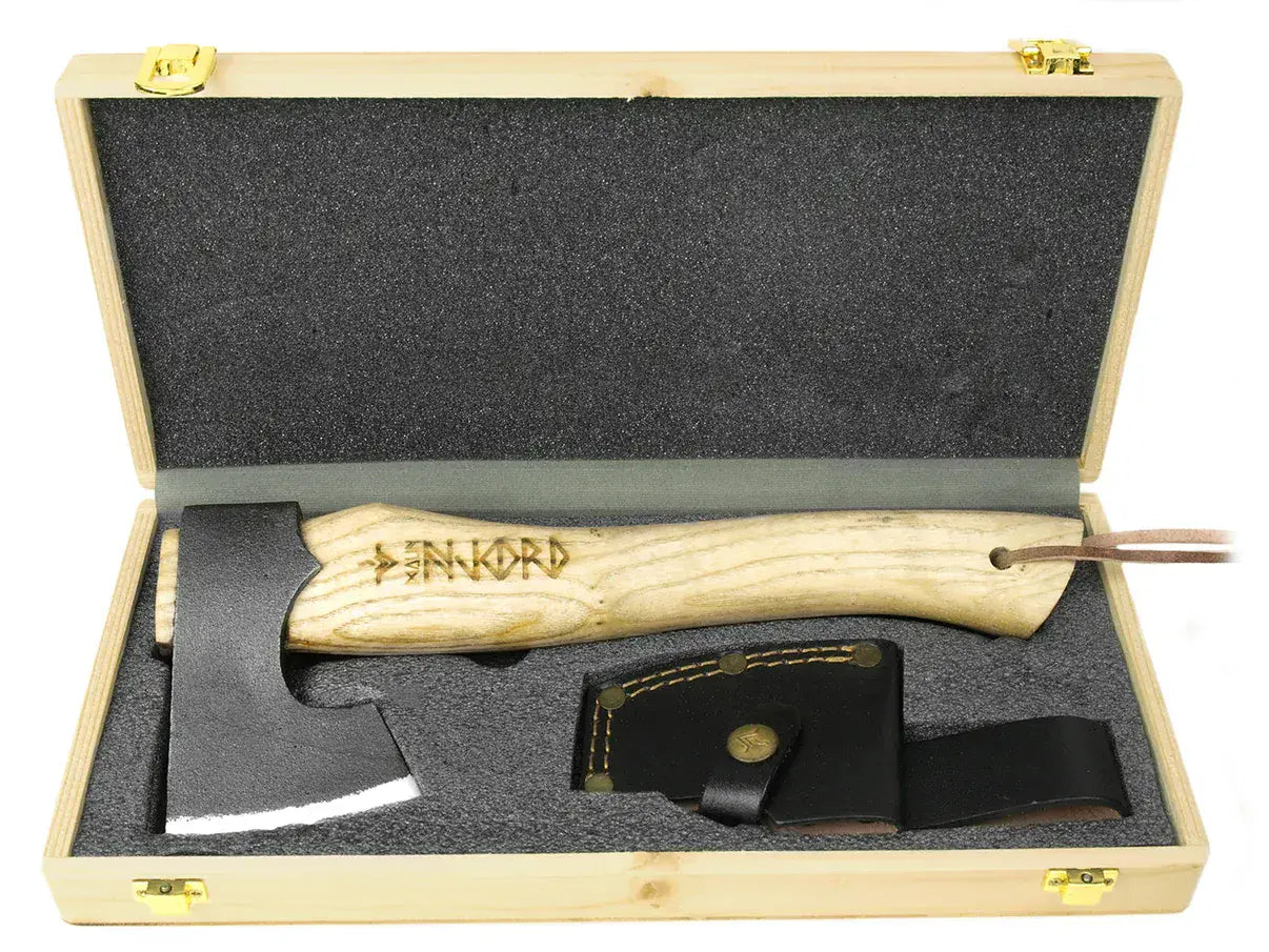 Njord Malin Compact Axe