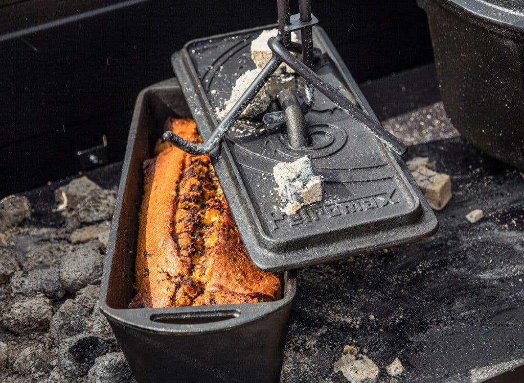 Petromax Cast Iron Loaf Pan with Lid