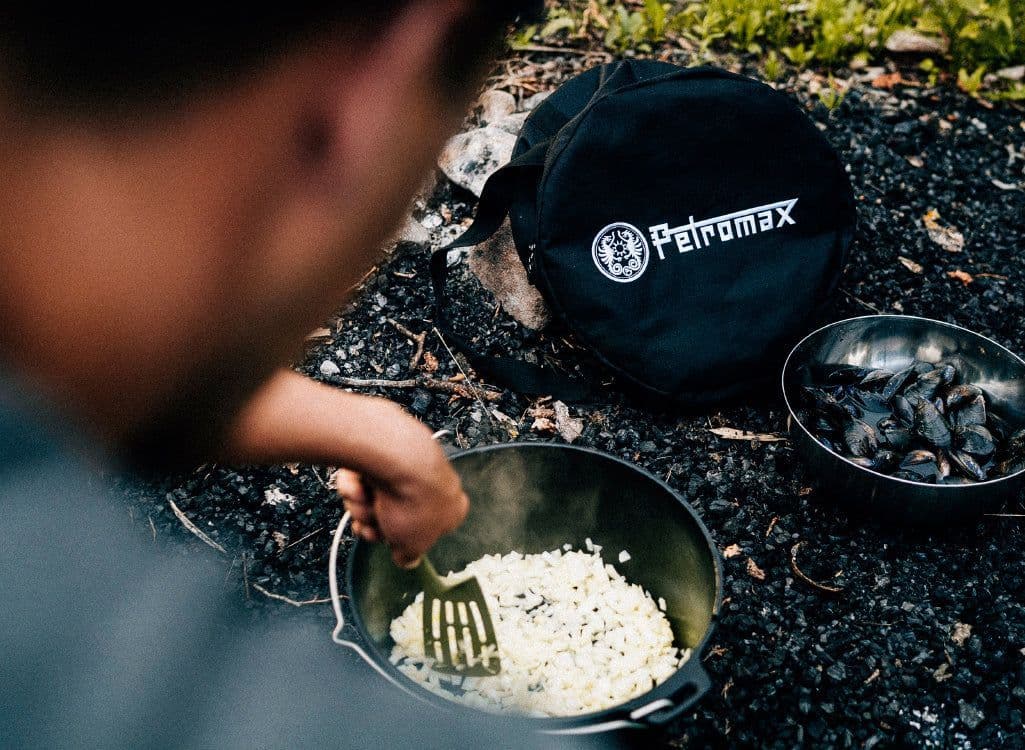 Petromax Transport Bag for 5.5 and 7.5 Litre Dutch Oven