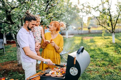 What's the Difference Between a Smoker and a BBQ?