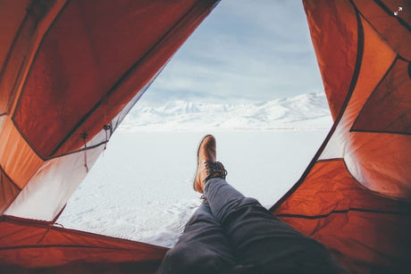 How to Stay Warm When Camping (in Winter)