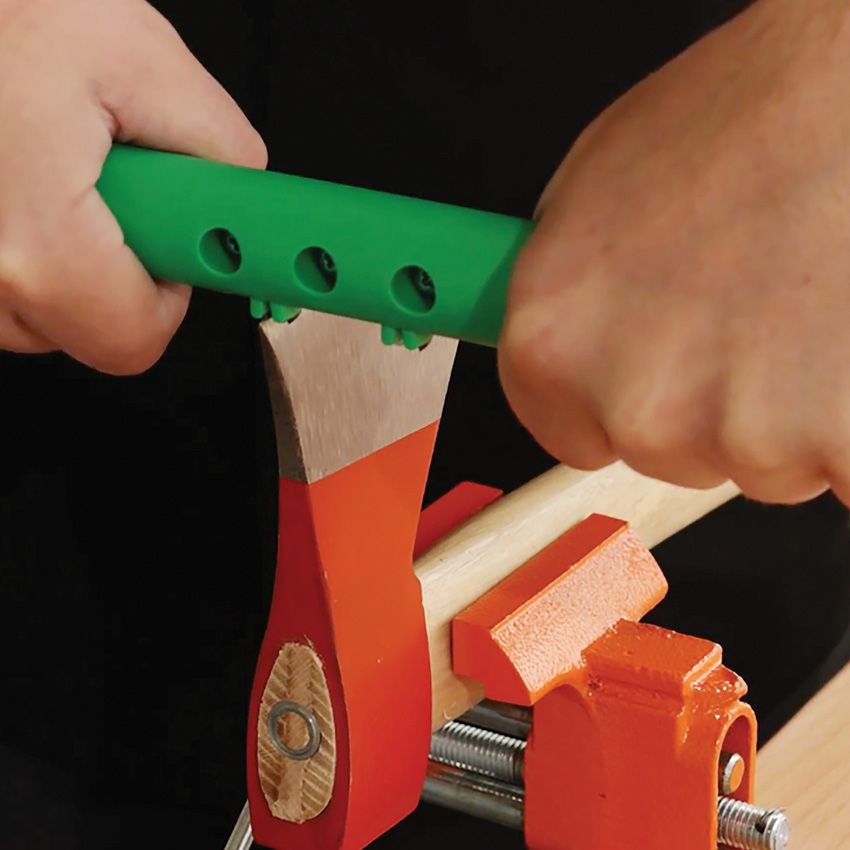AccuSharp Axe & Tool Sharpener